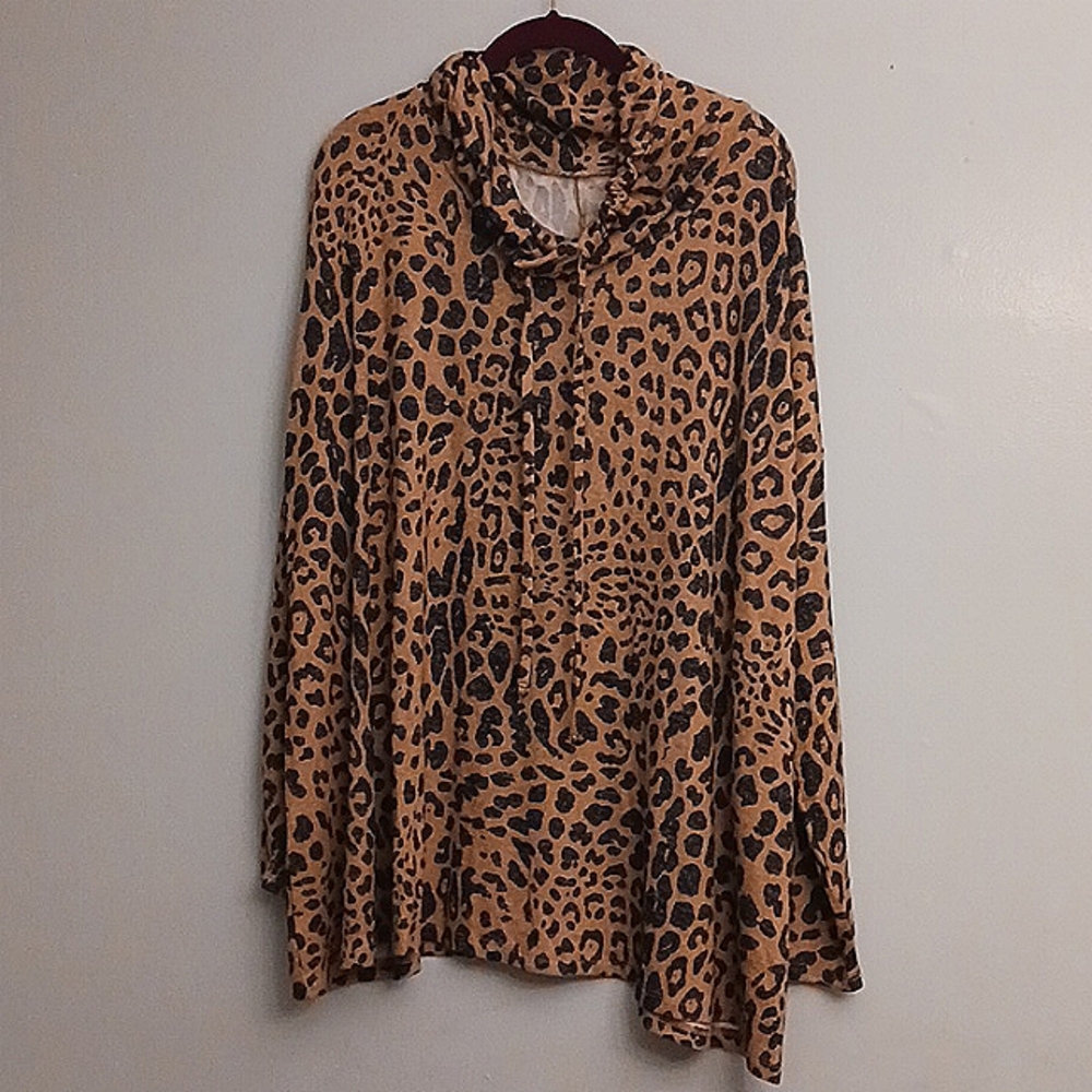 Lane Bryant size 4X(26/28) women's cowl neck sweater in brown and black. NWOT